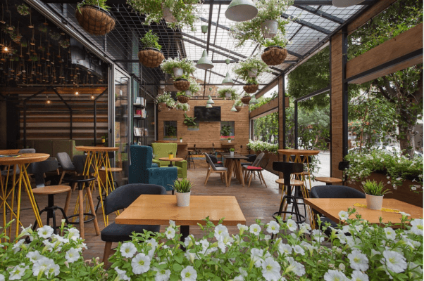 Thiết Kế Quán Cafe 2 Mặt Tiền Đẹp 2