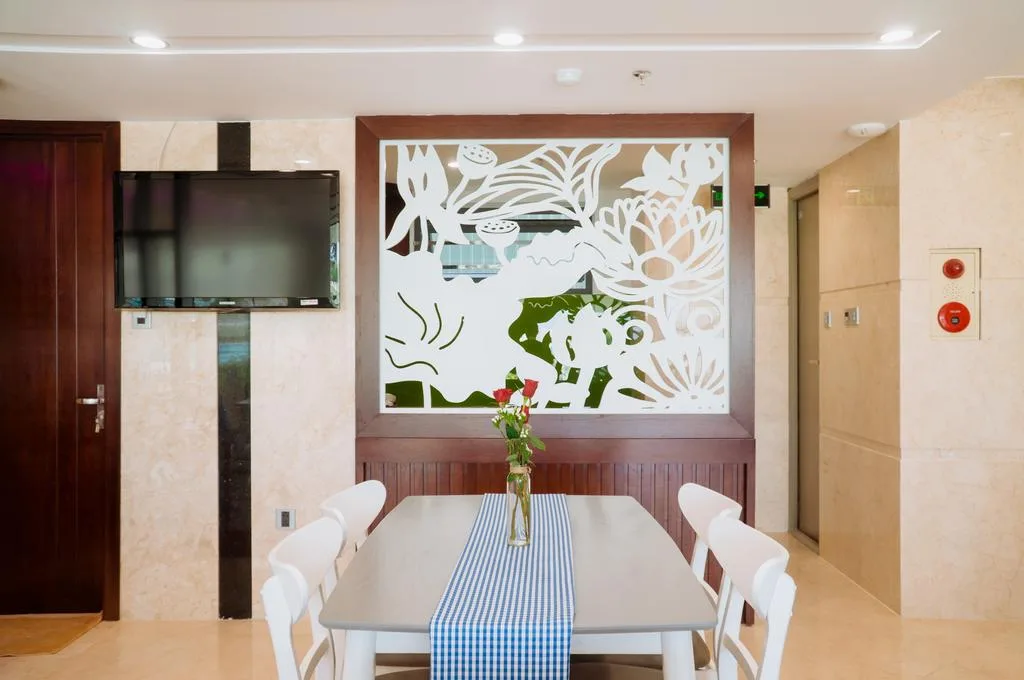 Khu vực nhà hàng khách sạn mini 3