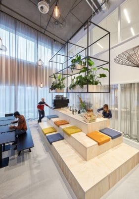 thiết kế pantry cho văn phòng hiện đại