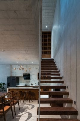cầu thang nhà lệch tầng đẹp
