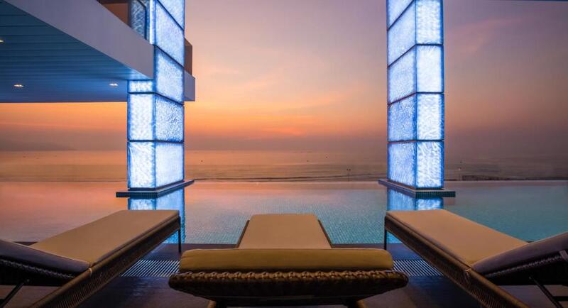 View biển của khách sạn Sel de Mer & Suites Đà Nẵng