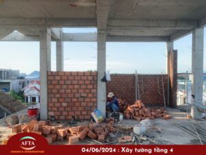 Xây tường bao tầng 4