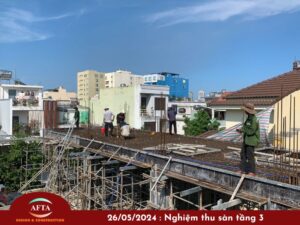 Nghiệm thi sắt để đổ bê tông