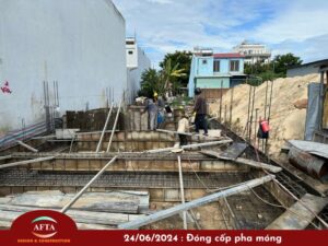 Đóng cốp pha móng