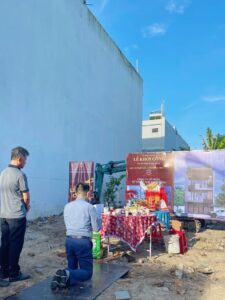 Chủ đầu tư đọc văn khấn