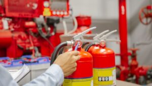 chuẩn bị đầy đủ thiết bị phòng cháy chữa cháy