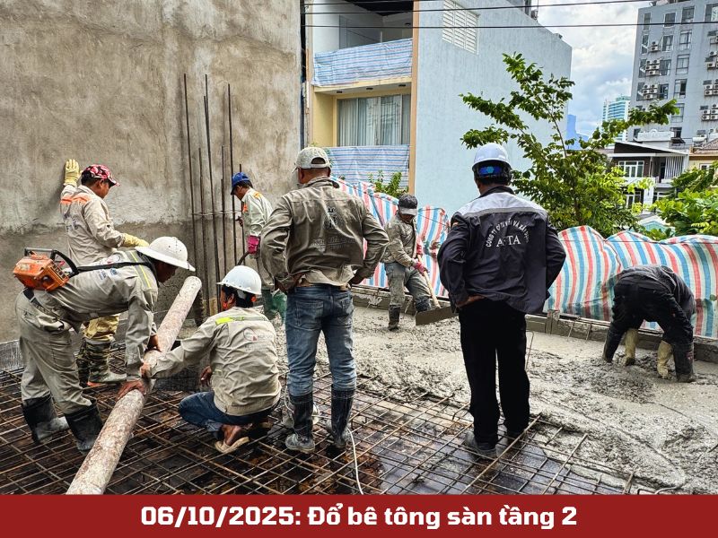 Đổ bê tông sàn tầng 2