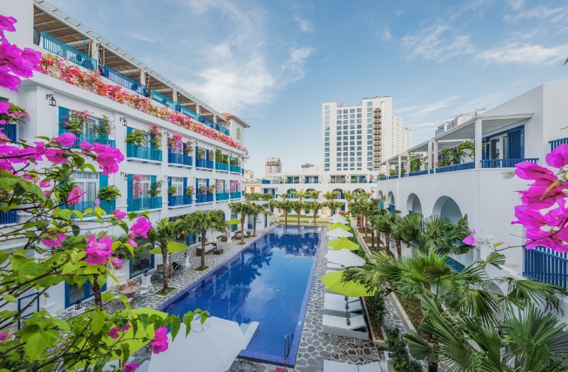 Khách sạn phong cách Địa Trung Hải