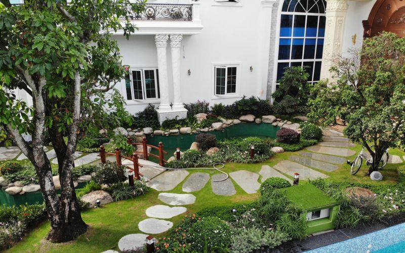 Biệt thự sân vườn