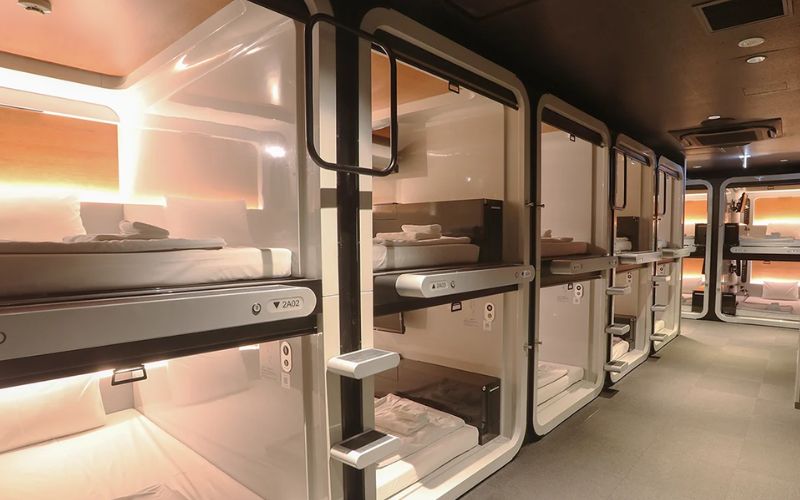Capsule Hotel