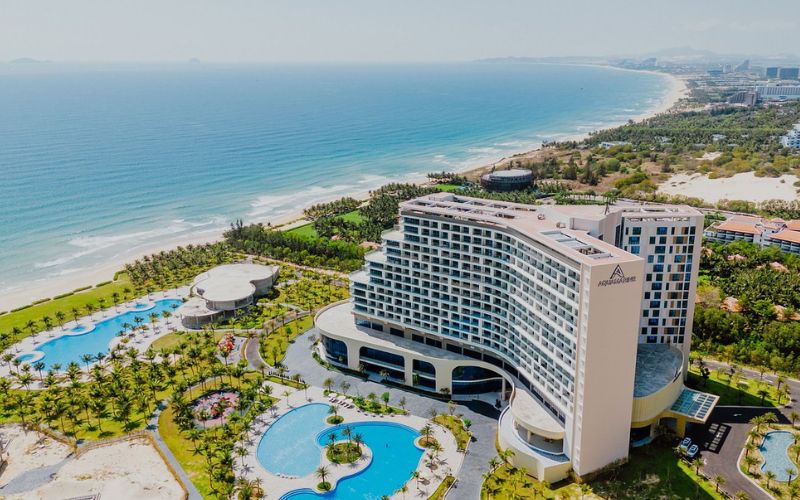 Khách sạn ven biển