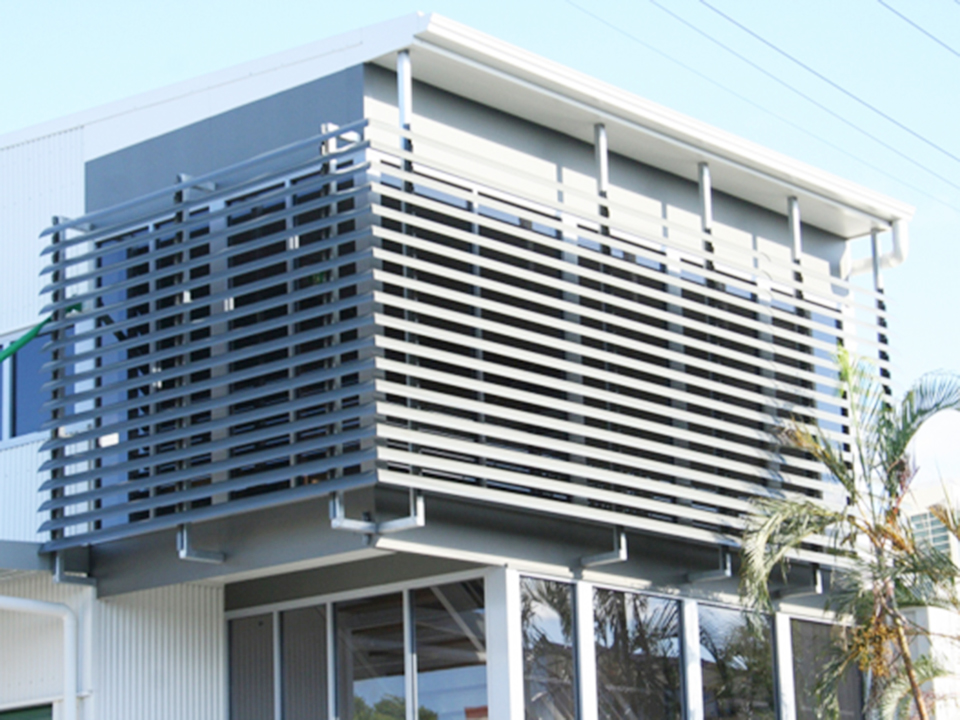 Hệ thống lam nhôm che nắng