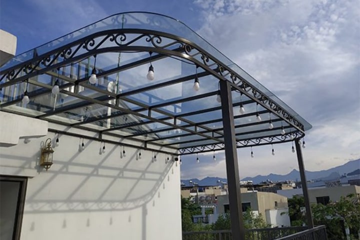 Mẫu mái che bằng kính cường lực