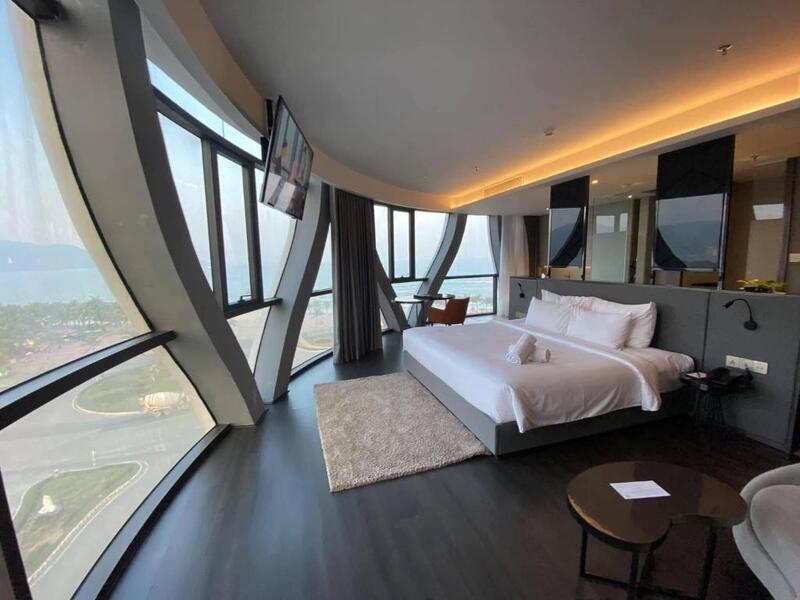 Khách sạn view biển Stella Maris Beach