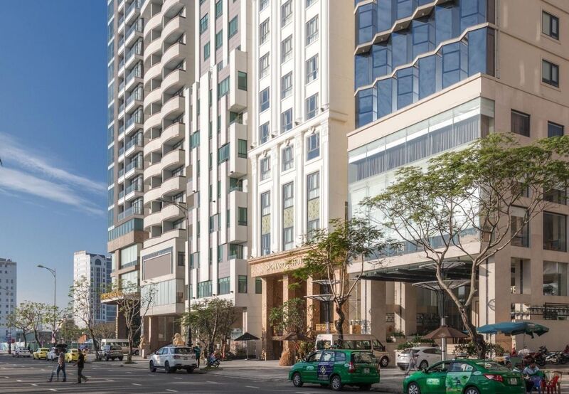 Monarque hotel Đà Nẵng