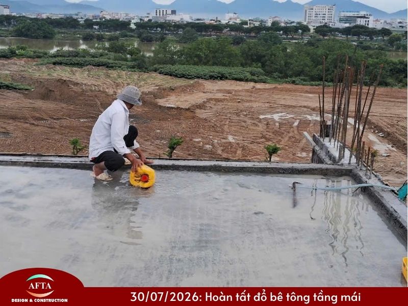 đổ bê tông tầng mái