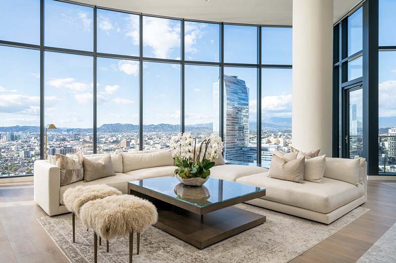 Penthouses có tầm nhìn thoáng và giá trị riêng tư cao