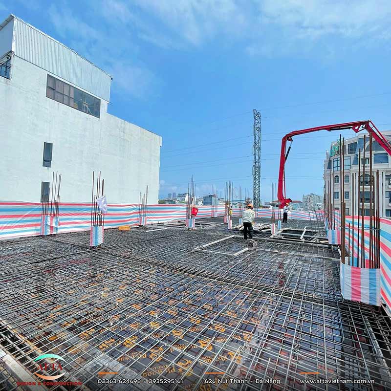 Tổ chức đổ bê tông theo từng khu vực trên sàn