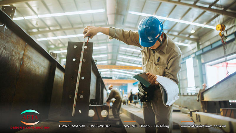 Chất lượng cấu kiện thép cần được kiểm tra trước khi thi công nhà tiền chế